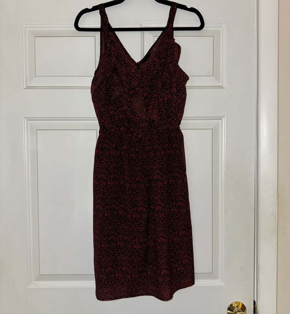 Mossimo Ruffle Front Dress Size Medium Red Black Speckled Sleeveless